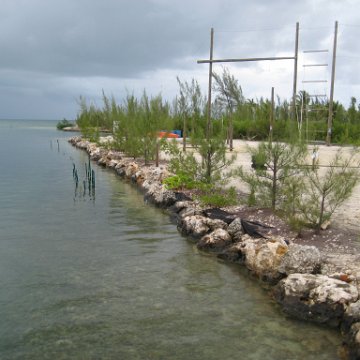 caymansailingclubdockandseawall