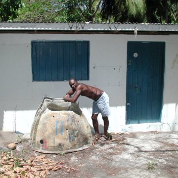 michael_cleaning_moulds