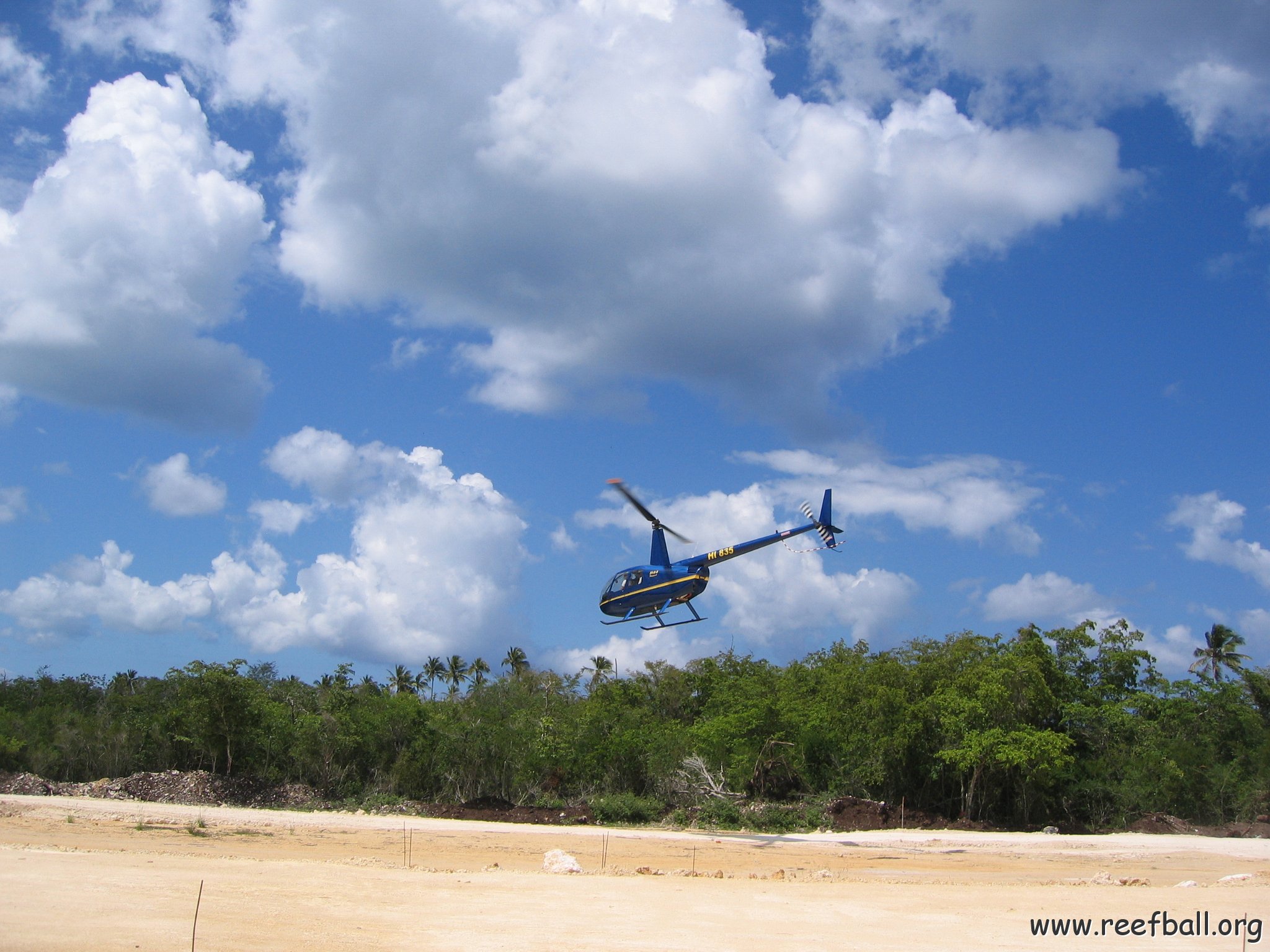 dominicanmay2007helosurveycanoladominicusiberostar 115