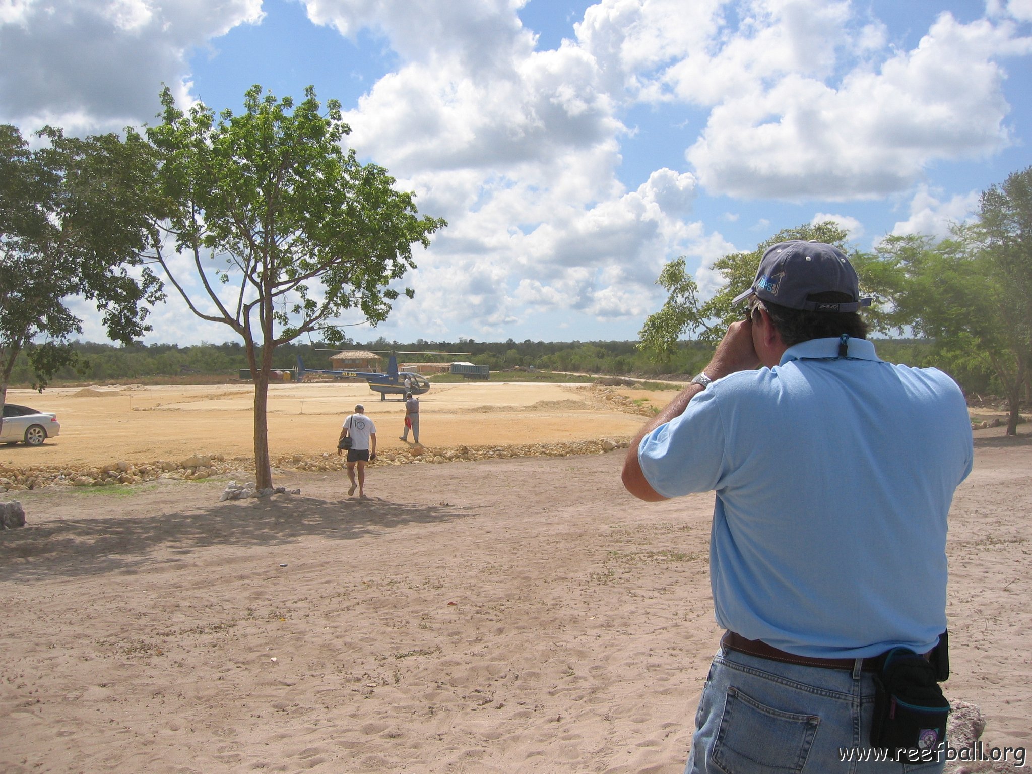 dominicanmay2007helosurveycanoladominicusiberostar 035