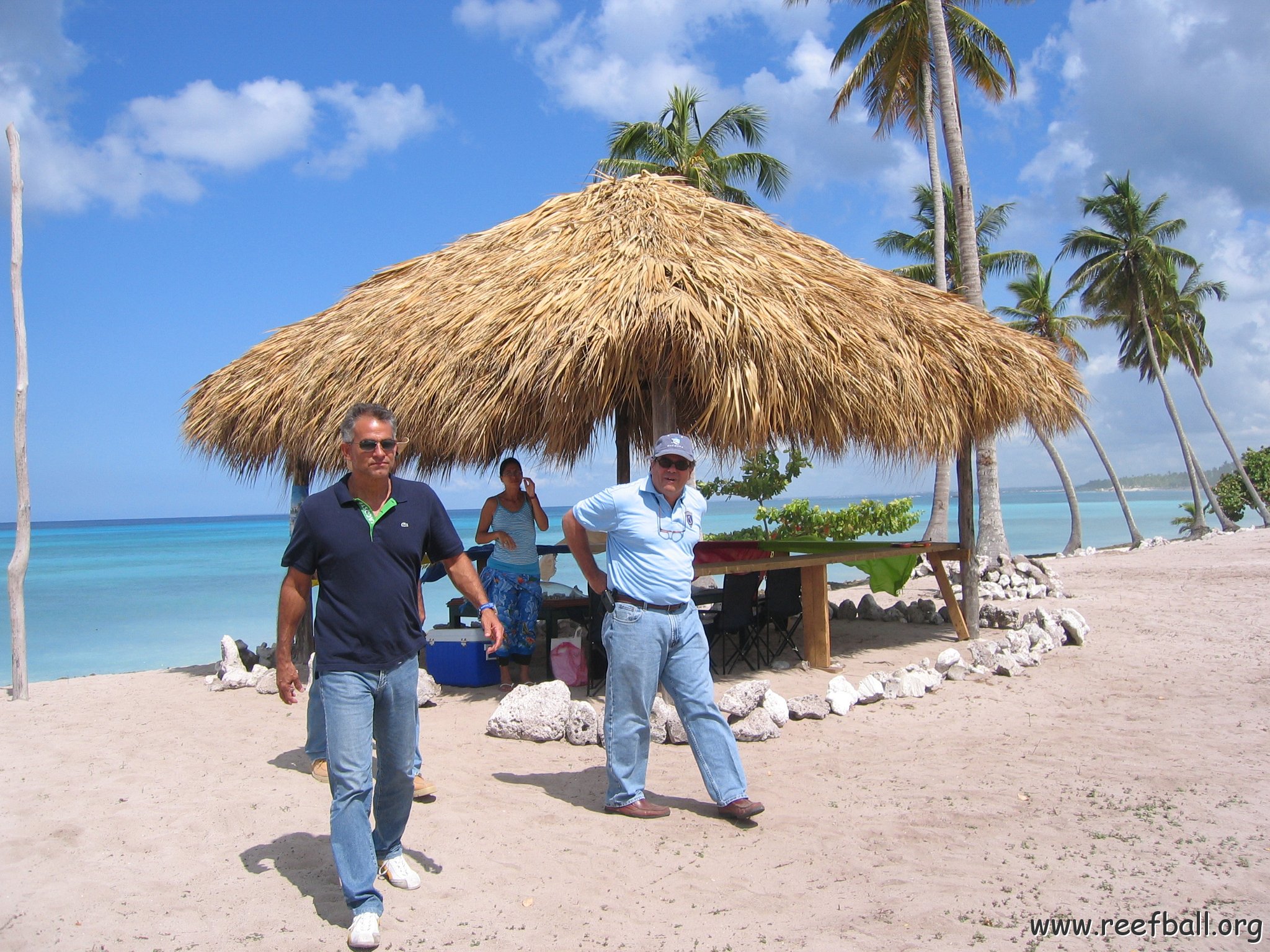 dominicanmay2007helosurveycanoladominicusiberostar 036