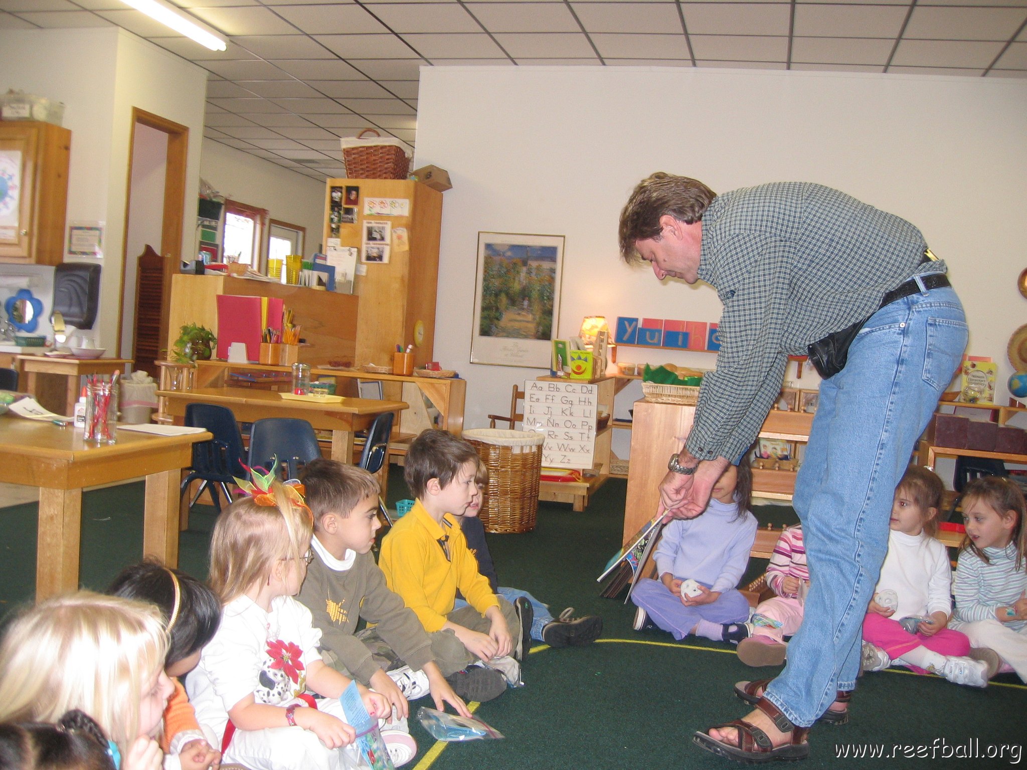 montessoritodayelementaryschoolgreenvillenorthcarolinadec2005_004