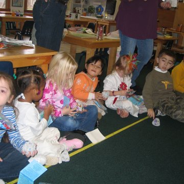 montessoritodayelementaryschoolgreenvillenorthcarolinadec2005_031