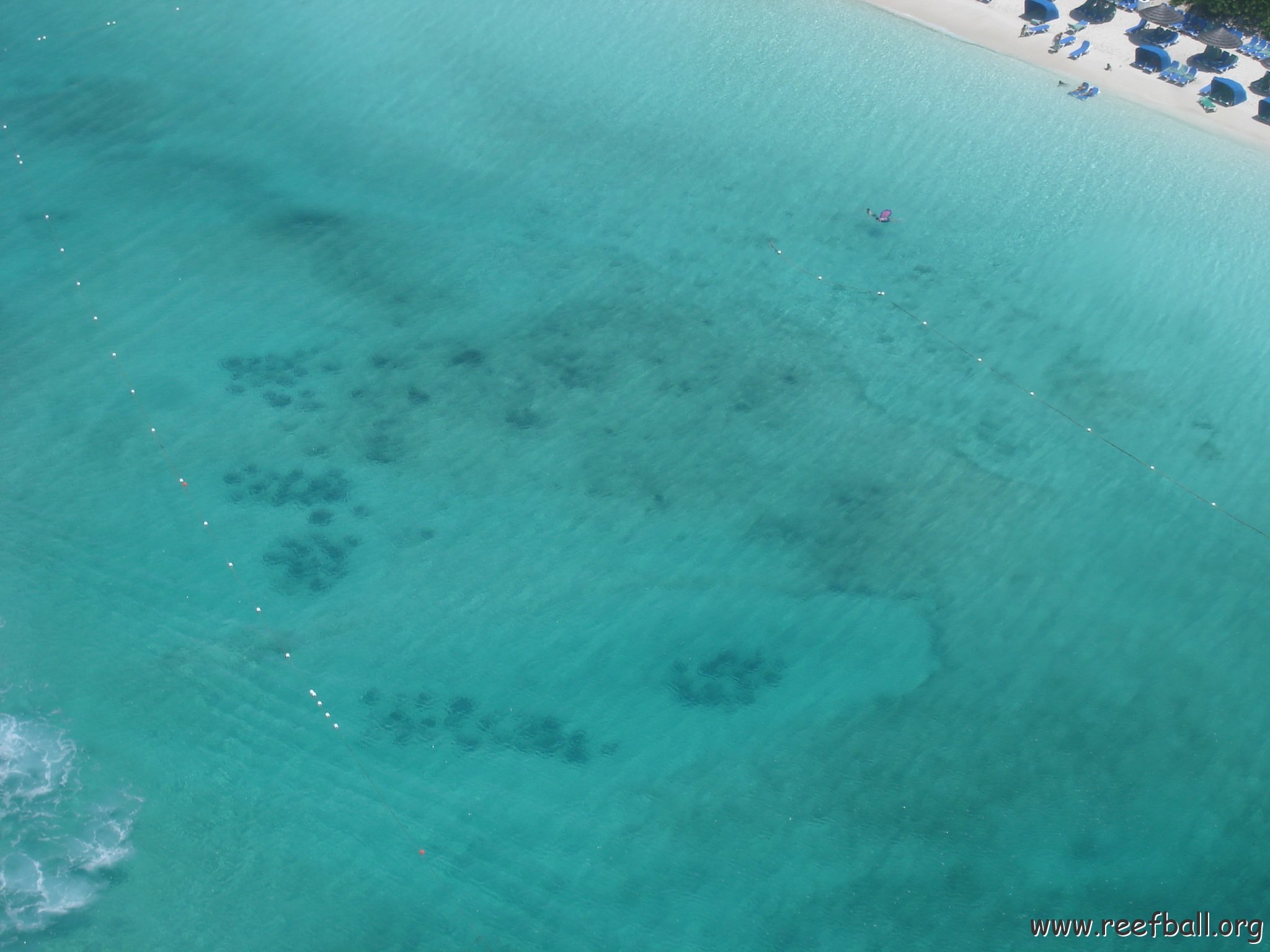 aerial of reefs (4)